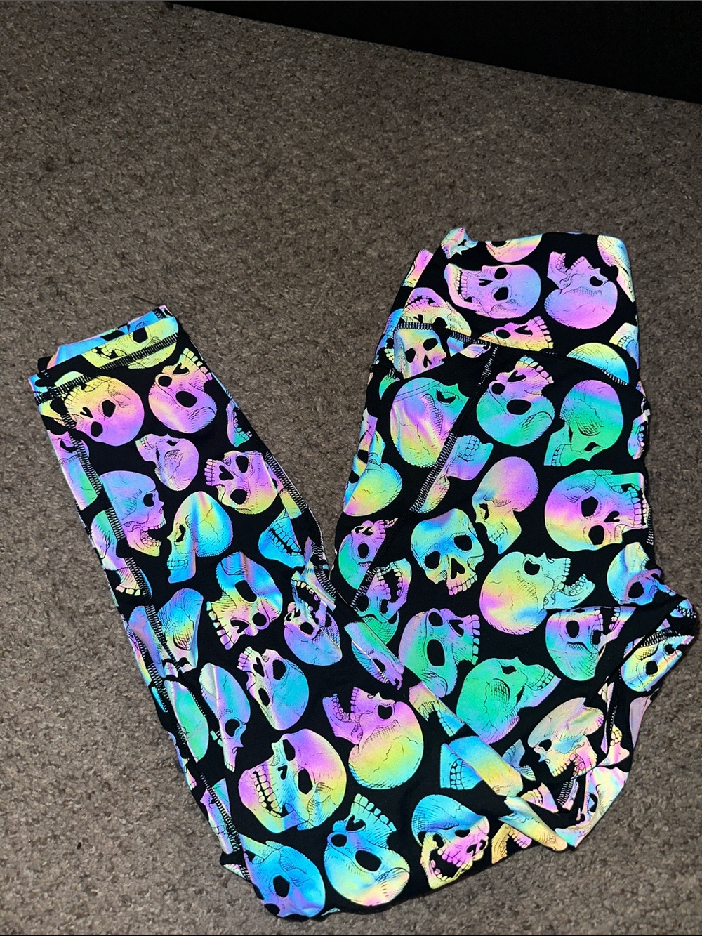 Black Holographic Skull Leggings - Women's Stretchy Activewear